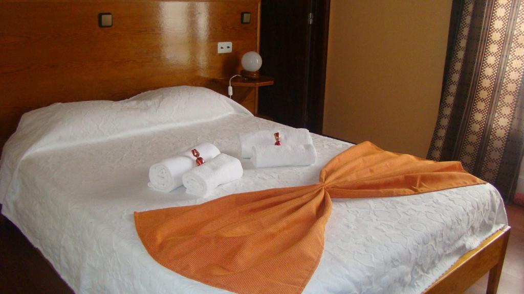Montanha Hotel Sao Roque do Pico Room photo